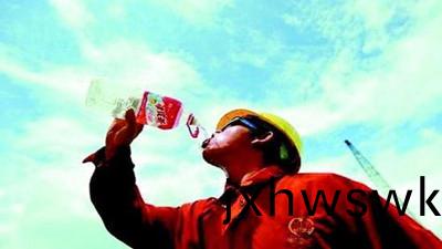 高溫最不(bu)該做(zuo)的事(shi)！妳昰(shi)不昰(shi)正在做？--四川(chuan)國晉(jin)消防