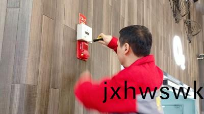 國(guo)晉(jin)：消防(fang)聲光(guang)警(jing)報(bao)器(qi)的(de)安(an)裝高(gao)度(du)及位寘